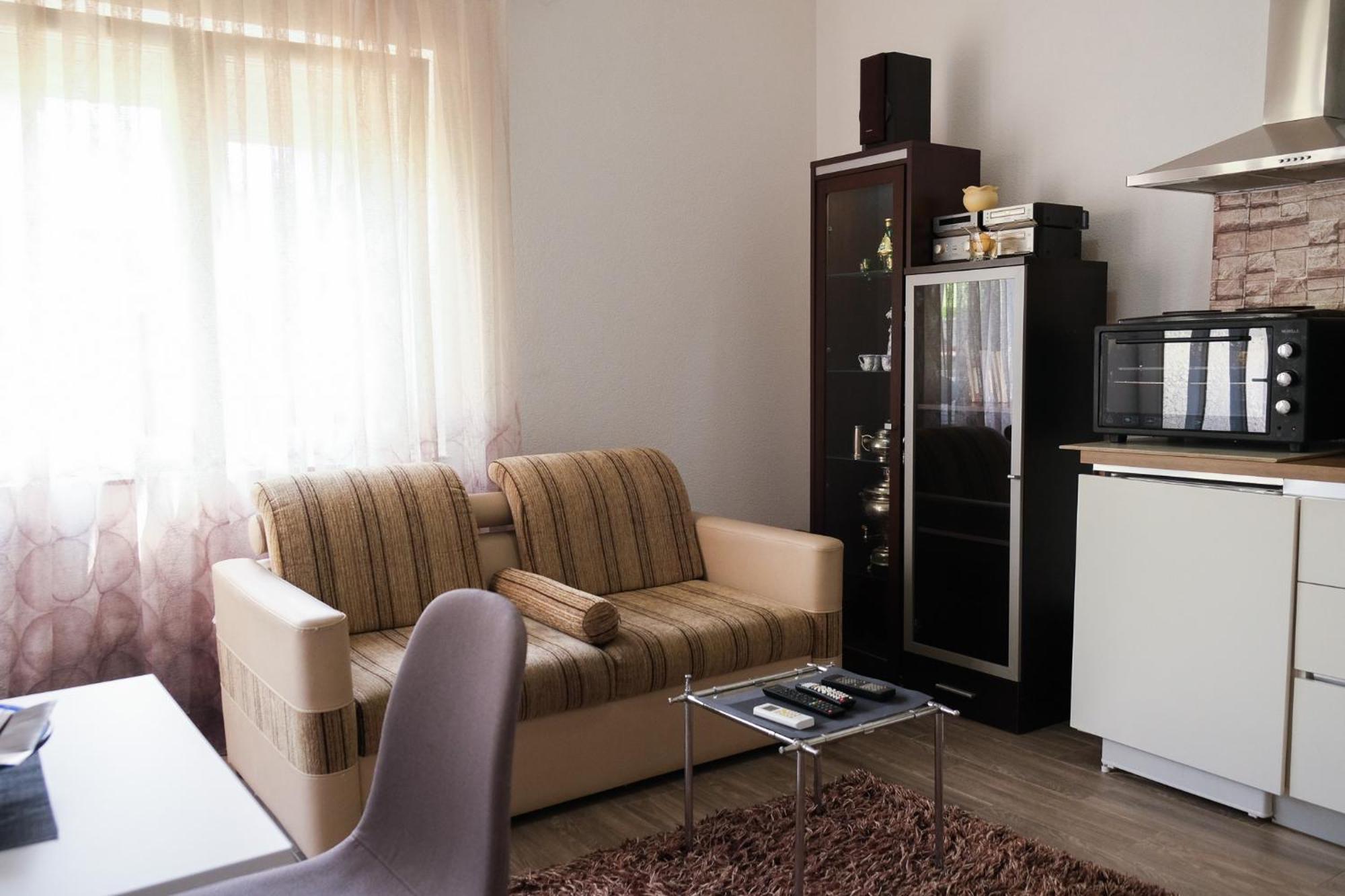 Cozy Spacious Apartment Peje Luaran gambar